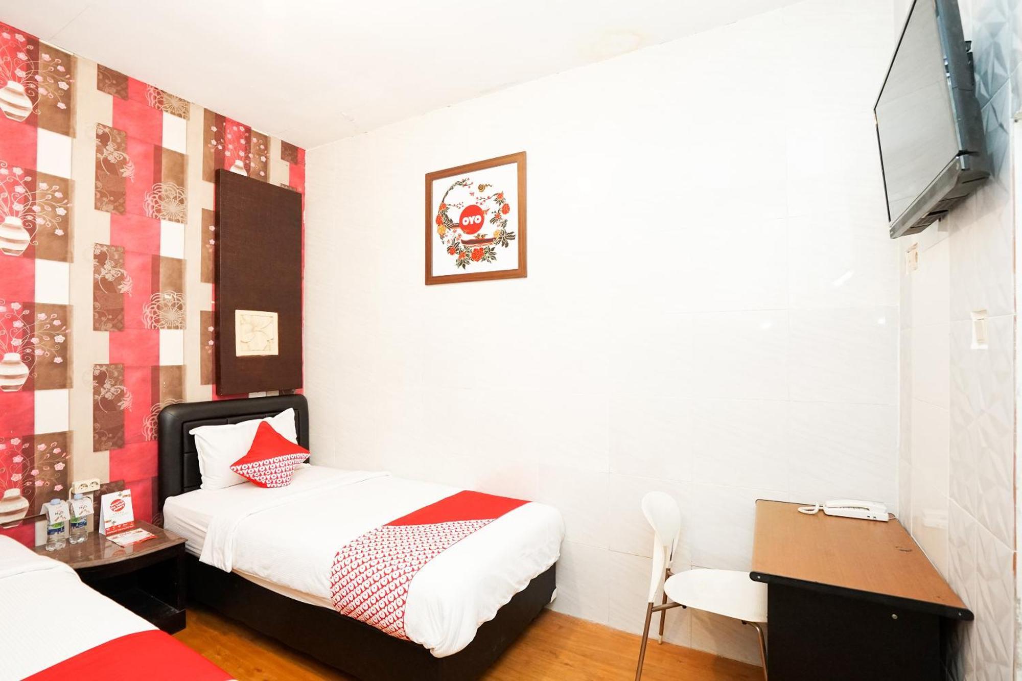 Oyo 425 Mojokerto Guesthouse Esterno foto