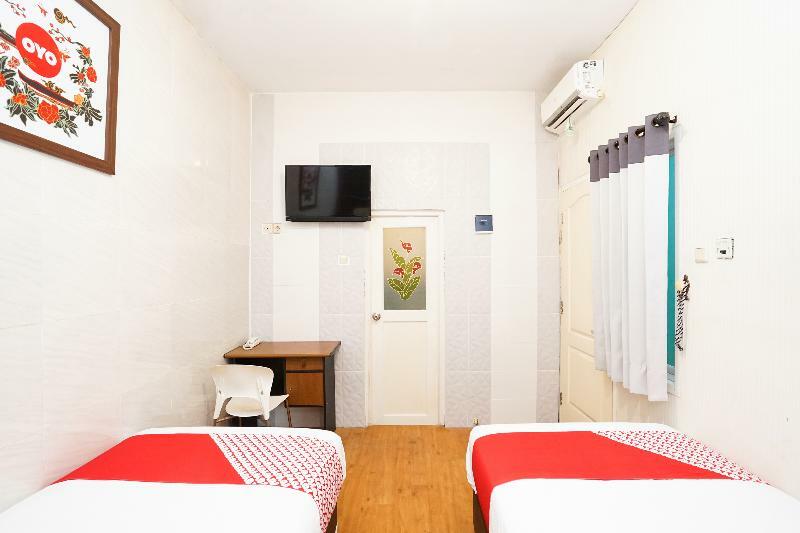 Oyo 425 Mojokerto Guesthouse Esterno foto